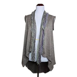 Forever 21 Metallic Gold Knit Vest Boho Lace Crochet Trim Sz S